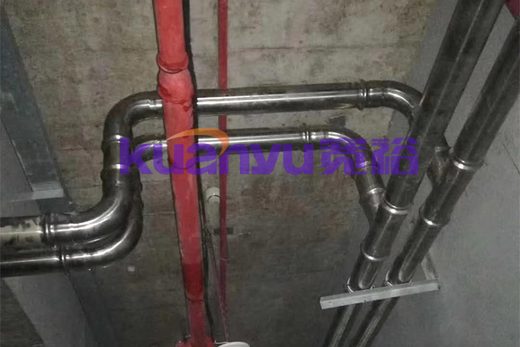 304球速手机在线管厂家中的卡压管件