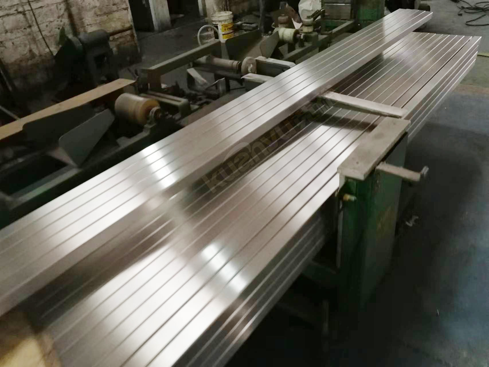 球速手机在线方管生产厂家